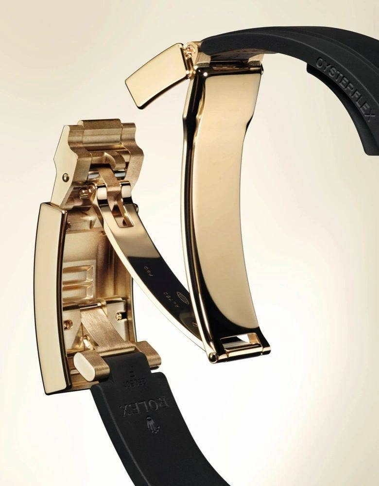 Oysterflex bracelet: all-round comfort